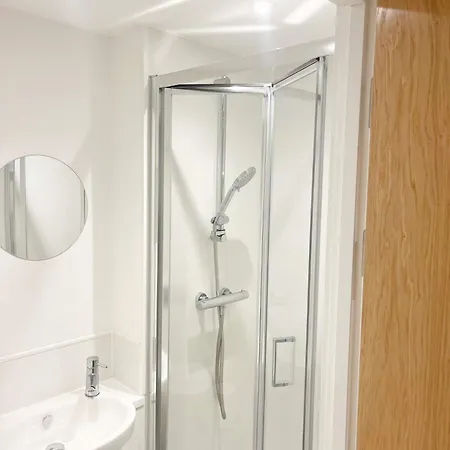 Newly Build Centre Redcross Street 06 Апартаменты *